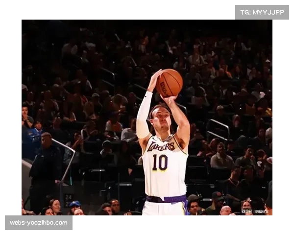 肯纳德三分命中率48.1%高居榜首 波蒂斯泰森紧随其后